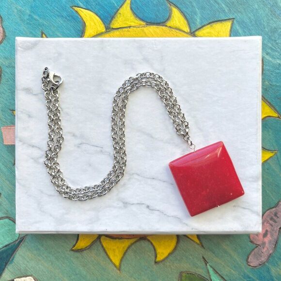 Red Marble Stone Square Pendant on Silver Chain Necklace - Picture 3 of 6